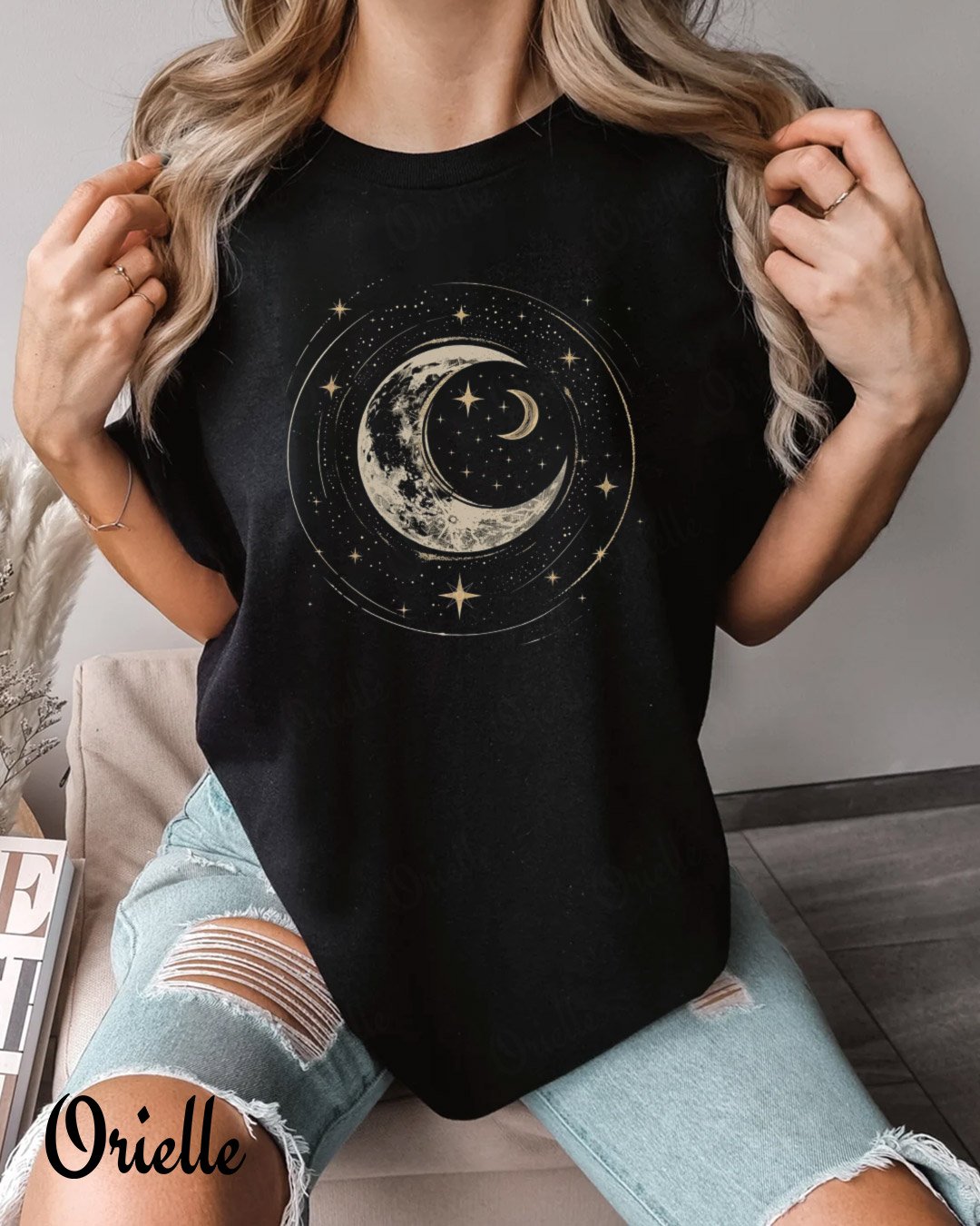 Relaxed Fit Moon Circle T-shirt